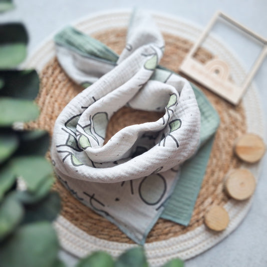 Musselinhalstuch "Born to be roar" 60x60cm