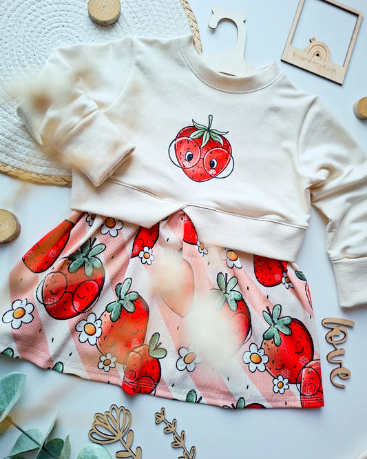 Girlie Sweater "Erdbeere" Gr. 104